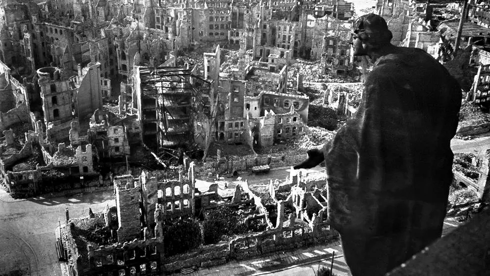 Fotografia zilei: 9 Mai 1945 - Ziua Victoriei