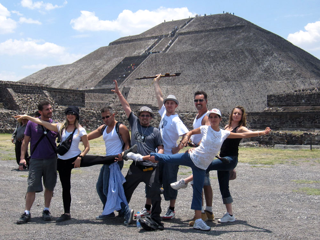 Producatorii emisiunii din Mexic l-au dus pe Wilmark la piramidele din Chapultepec