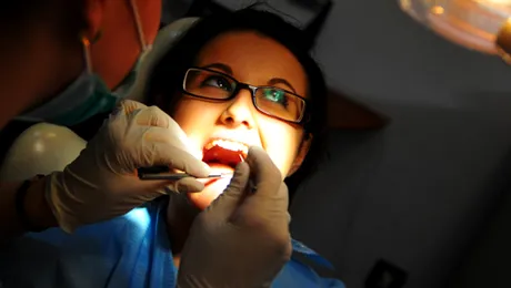 Cele 7 alimente care dăunează danturii