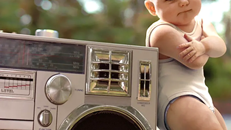 Bebelusi acrobati, in cea mai vizualizata reclama pe internet (Video)
