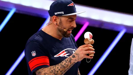 WOW! CRBL are acasă peste 230 de jucării kendama – FOTO