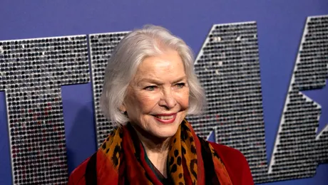 O nouă trilogie „Exorcistul”, cu Ellen Burstyn și Leslie Odom Jr. va fi lansată în octombrie 2023