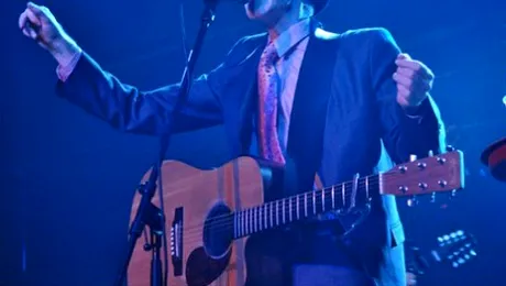 A murit Philip Chevron, chitaristul trupei The Pogues