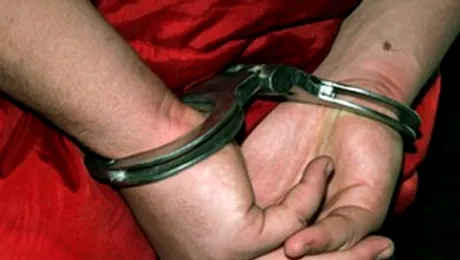 Român arestat în Franța pentru că a cumpărat un bebeluș de la o minoră ca să îl vândă