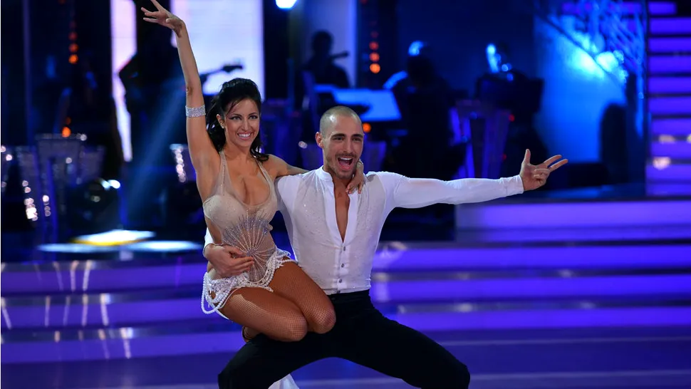 Vladimir Drăghia şi Elena Voscoboinic au părăsit competiţia “Dansează printre stele”