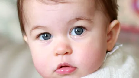 Micuţa Charlotte a împlinit un an! Cum au sărbătorit-o William şi Kate