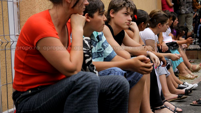 Emotii in prezent si ganduri de viitor, pentru elevii din provincie care vor sa se afirme in Capitala