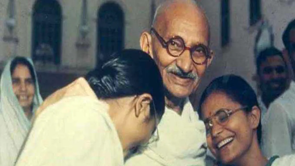 10 secrete șocante din viața lui Mahatma Gandhi