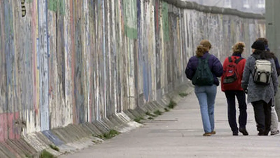 Azi se implinesc 20 de ani de la caderea Zidului Berlinului