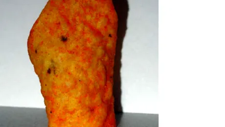 Chipsul în formă de pălărie de Suveran Pontif! Știi cât costă?