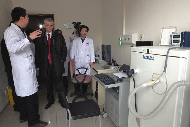 In China, Sorin Oprescu a vizitat si spitalul Universitar 
