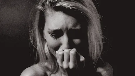 Femeia care nu își poate recunoaște fizionomia