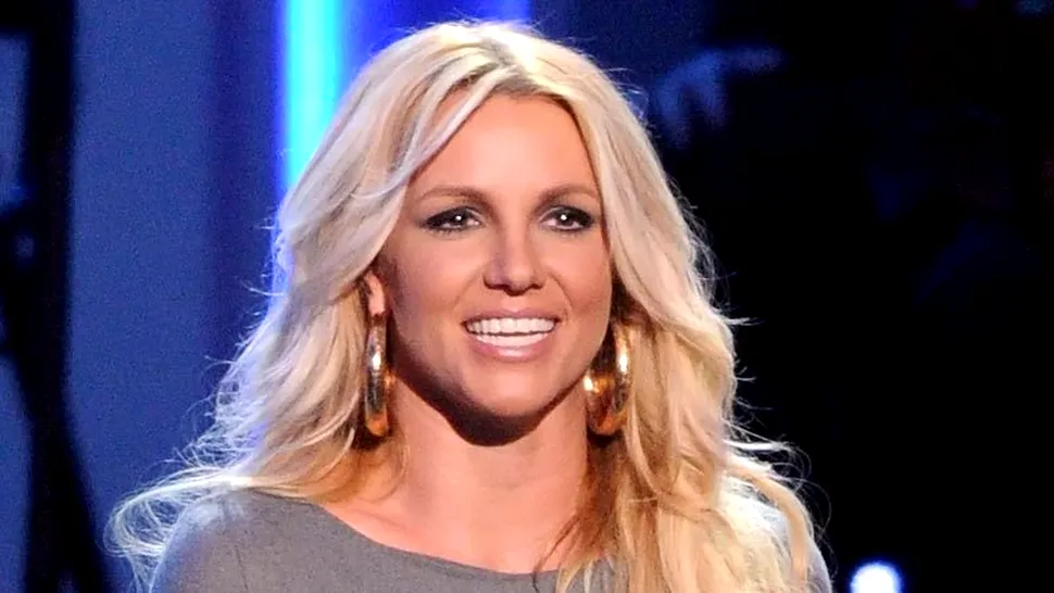 Britney Spears va scrie un roman
