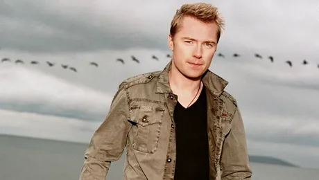 Ronan Keating (Boyzone) s-a despartit de sotie