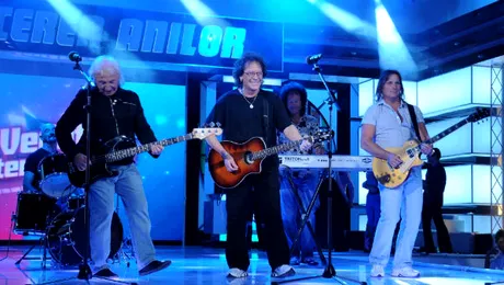 Legendarii Smokie cântă la ÎnTrecerea anilor