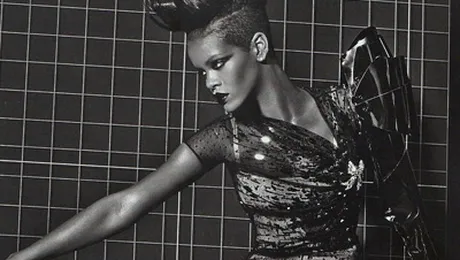 Rihanna, seducatoare la extrem (Poze)