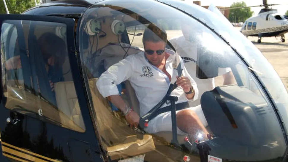 Cătălin Botezatu şi-a tras elicopter de lux