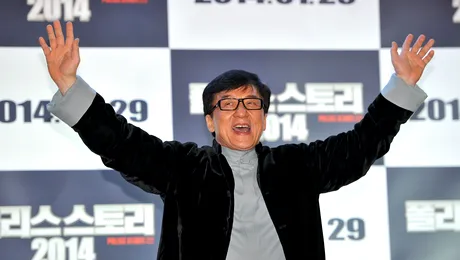 Jackie Chan vine în premieră în România