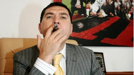 Borcea il ironizeaza pe Gigi: „Noi marim salariile jucatorilor, nu-i dam afara” (Prosport)