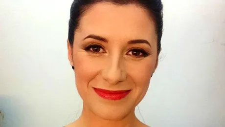 Iuliana Tudor, prima fotografie in 3 la nunta finilor sai