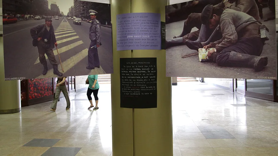 POZA ZILEI: Expozitie comemorativa in Pasajul Universitatii, dupa 20 de ani de la mineriada