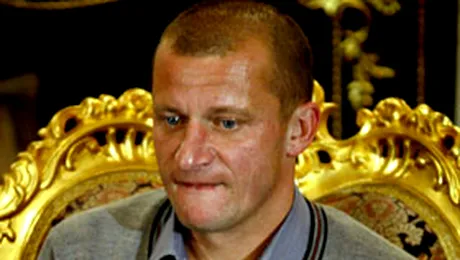 Dorinel Munteanu va fi exilat in tribuna la derby-ul Dinamo-Steaua