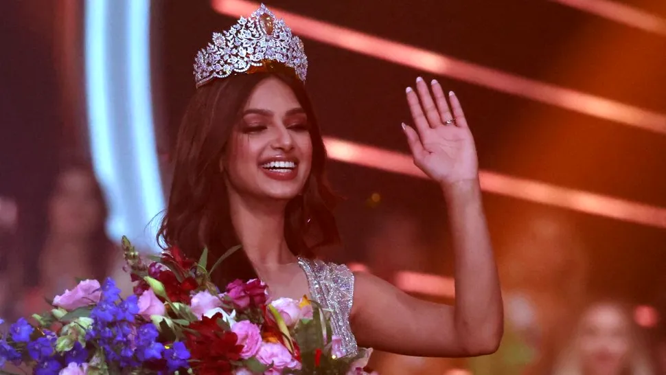 Harnaaz Sandhu, din India, a fost încoronată Miss Universe 2021
