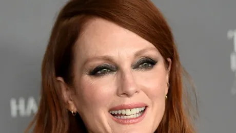 Julianne Moore este înfricoșătoare în miniseria “Lisey’s Story”, adaptată după romanul lui Stephen King