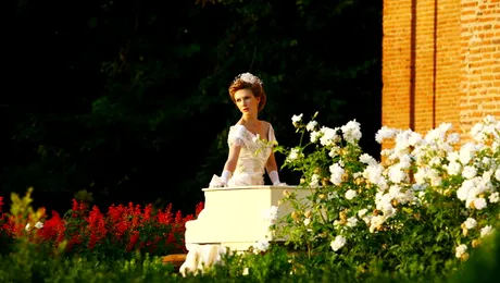 Povestea rochiilor din serialul „Aniela”!