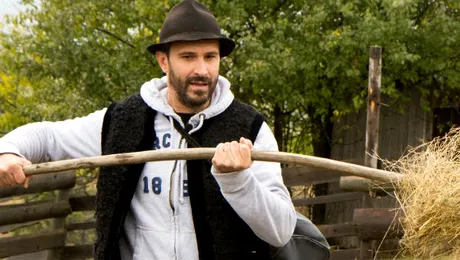 De Moş Nicolae, Chef Nicolai Tand învaţă să facă brânză la stână, în emisiunea ”Poftiţi la muncă”