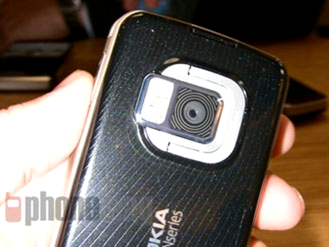 Nokia N96 ar putea avea blitz Xenon