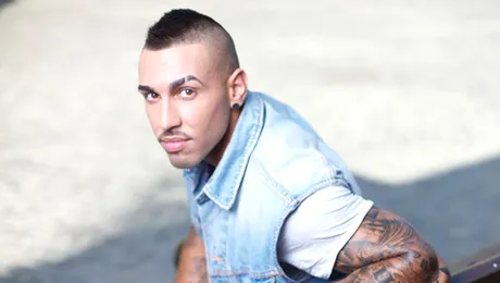 Alex Velea, între soție și amantă!