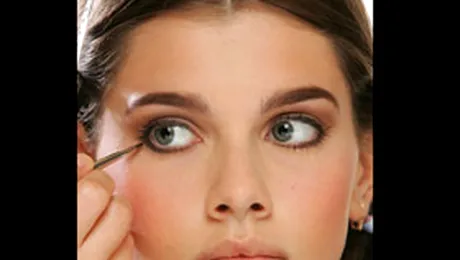 Frumoasa si stralucitoare de sarbatori