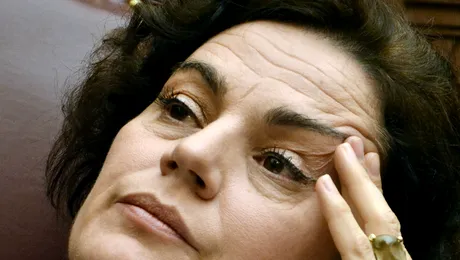 Maia Morgenstern. APROPO, azi am chef de…