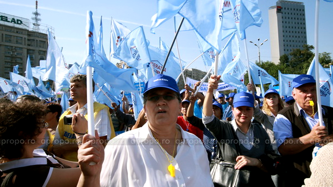 Mitingul sindicalistilor din Piata Victoriei - 7.10.2009
