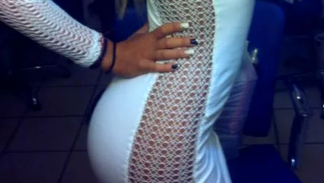 Ce poartă între picioare vedetele care nu poartă chiloți (Poze)