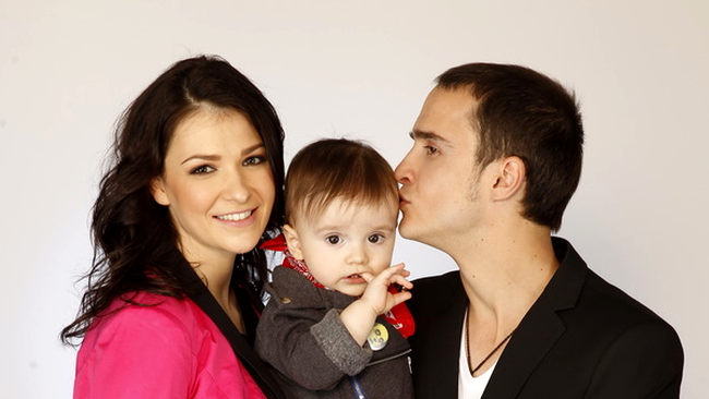 Serban alaturi de familie