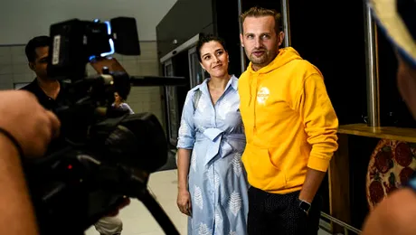 Ea este soţia lui Sorin Brotnei! ”Discuţia a fost grea, e însărcinată în şase luni”