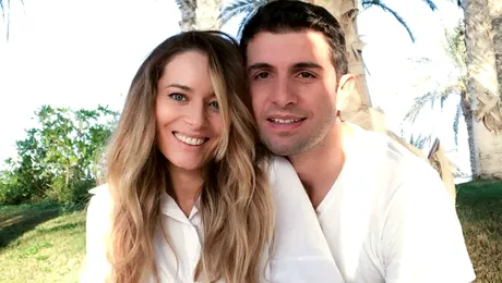 Laura Cosoi este însărcinată: „Aşteptăm o fetiţă în viaţa noastră!”