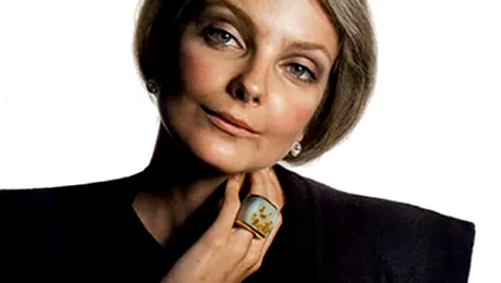 Câți ani crezi că are această femeie? (Poze)