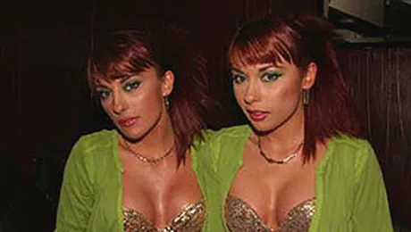 Cheeky Girls au avut un 8 martie de cosmar