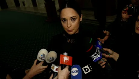 Andreea Marin a lăcrimat în faţa jurnaliştilor