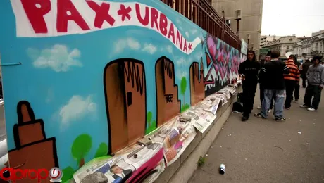 Grafferii din Kartier au pictat gardul de ofiter (Foto)