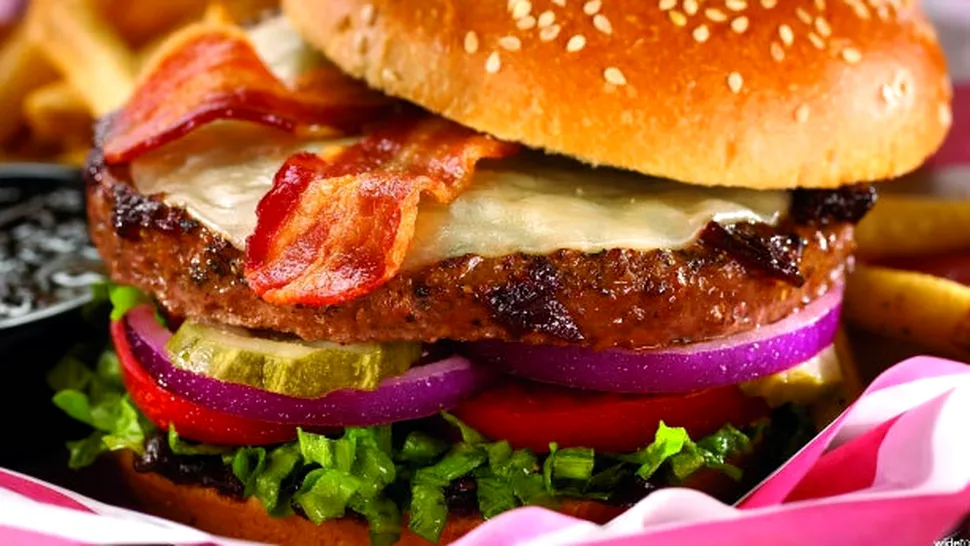 5 motive pentru a nu mânca fast-food