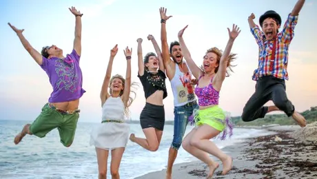 Regizoarea Cristina Iacob, Andreea Esca și Loredana, la premiera de gală a comediei „Selfie”, joi, la CinemaPRO